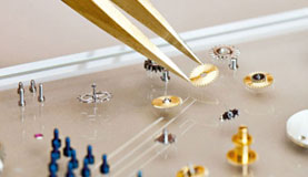 南通百达翡丽指定维修门店打开表壳